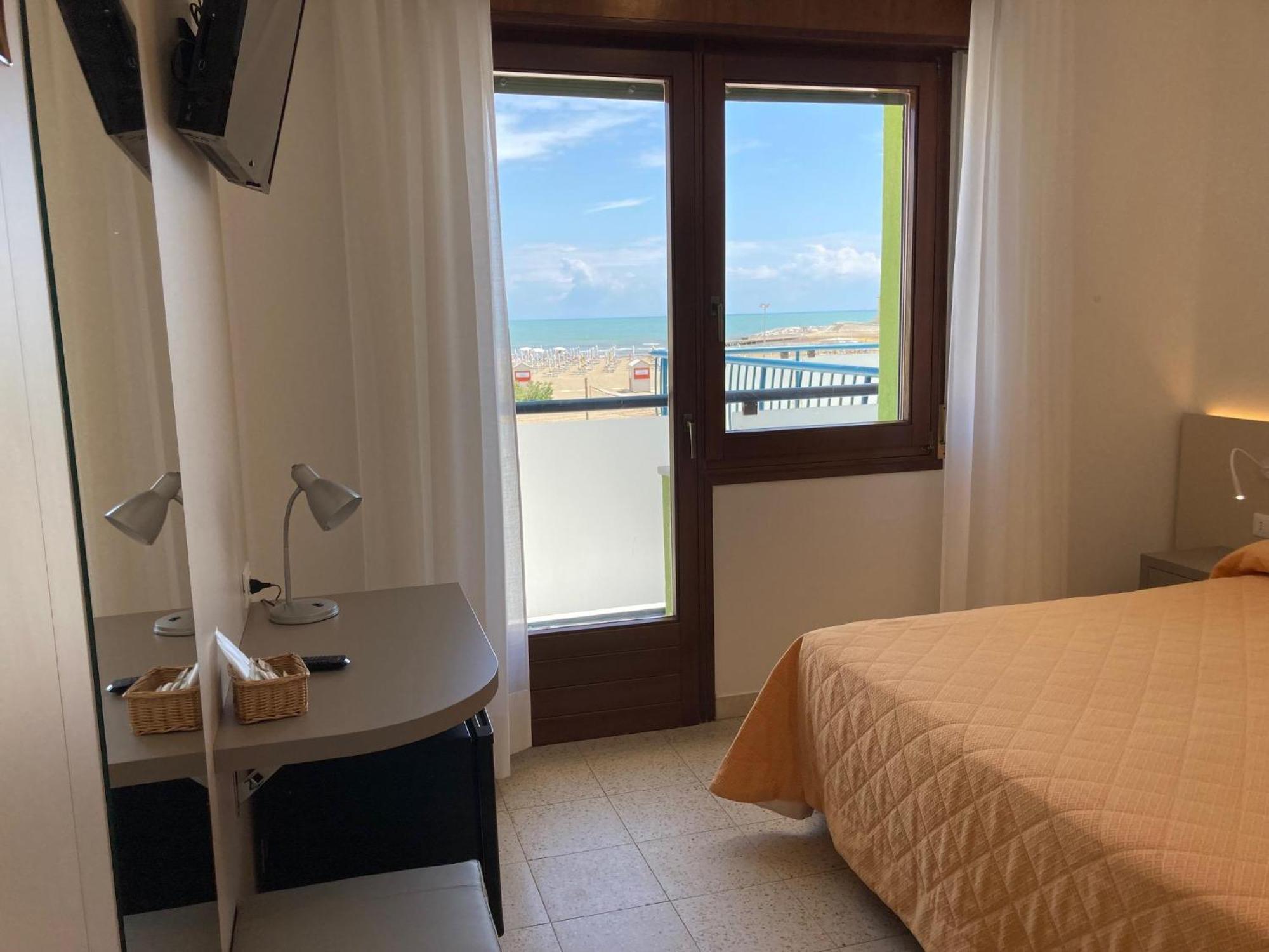 Hotel Giacomazzo Caorle Ngoại thất bức ảnh
